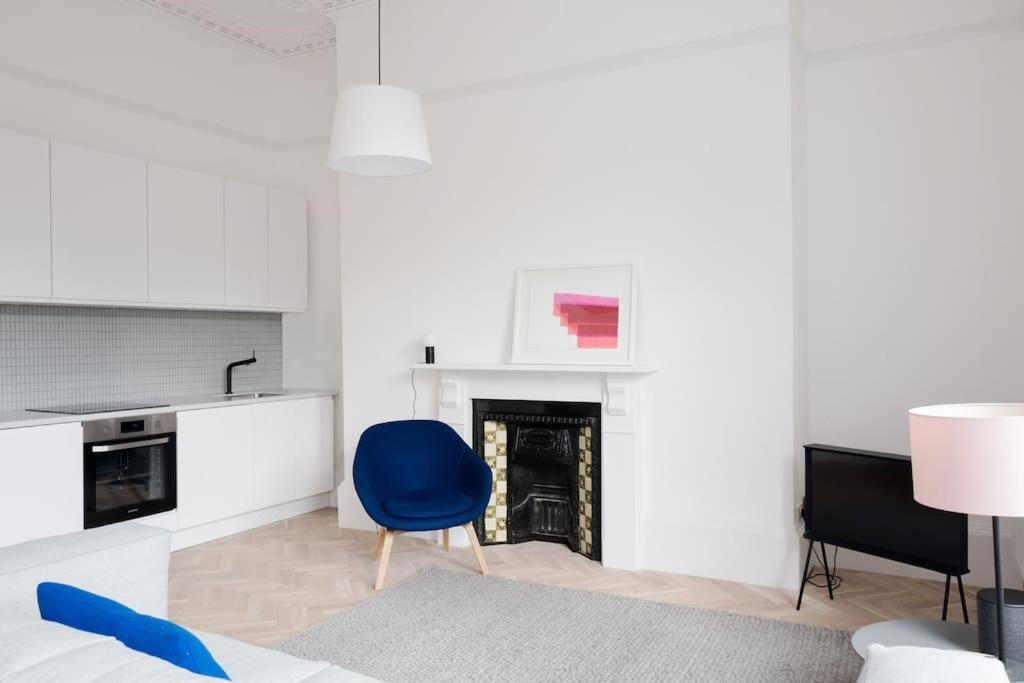 Spacious Georgian Pad - Free Parking - Walk To Bath Daire Dış mekan fotoğraf
